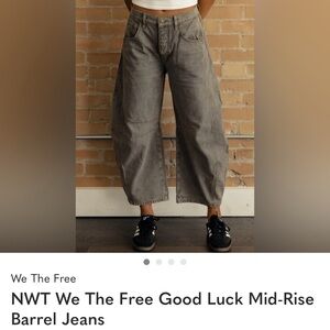 We The Free Good Luck Barrel Jeans in gray